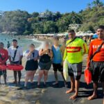 Elementos de UEPC y Marina rescatan a 3 turistas en riesgo de ahogamiento, en Manzanillo