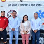 AYUNTAMIENTO DE CUAUHTÉMOC EN COORDINACIÓN CON LA UNIÓN LOCAL DE PRODUCTORES DE CAÑA DE AZÚCAR ENTREGAN UNA AMBULANCIA A QUESERÍA.