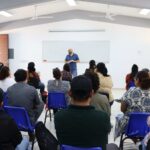 Escritor Mastrogiovanni imparte charla en la UIC sobre periodismo de investigación