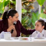 Indira Vizcaíno convive con niñas, niños y adolescentes del Congreso Infantil 2025