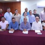 Entrega Educación Colima 6 plazas definitivas de prefectura