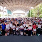 Gobernadora sigue entregando Mi ColiBeca para Empezar en Manzanillo; este miércoles la reciben más de 3 mil estudiantes