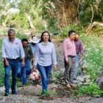 Visita Mely Romero comunidades beneficiadas con programa de renta de maquinaria de la CNC