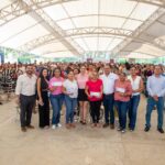 Gobernadora Indira Vizcaíno entrega cerca de 400 tarjetas bancarias de la Pensión para Personas con Discapacidad en Tecomán
