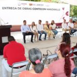 Entregan Educación y Contecon obras de mejora en 13 escuelas de Manzanillo