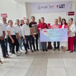 EL STSGE ENTREGA APORTACIÓN ECONÓMICA DEL PERSONAL SINDICALIZADO A LA CRUZ ROJA